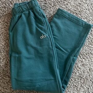 Accolade Straight Leg Sweatpant - Winter Ivy